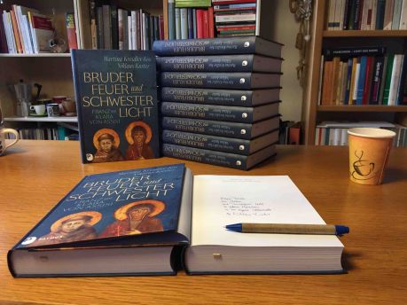 c 459 344 16381940 00 images DuoBio2021 Widmungstisch